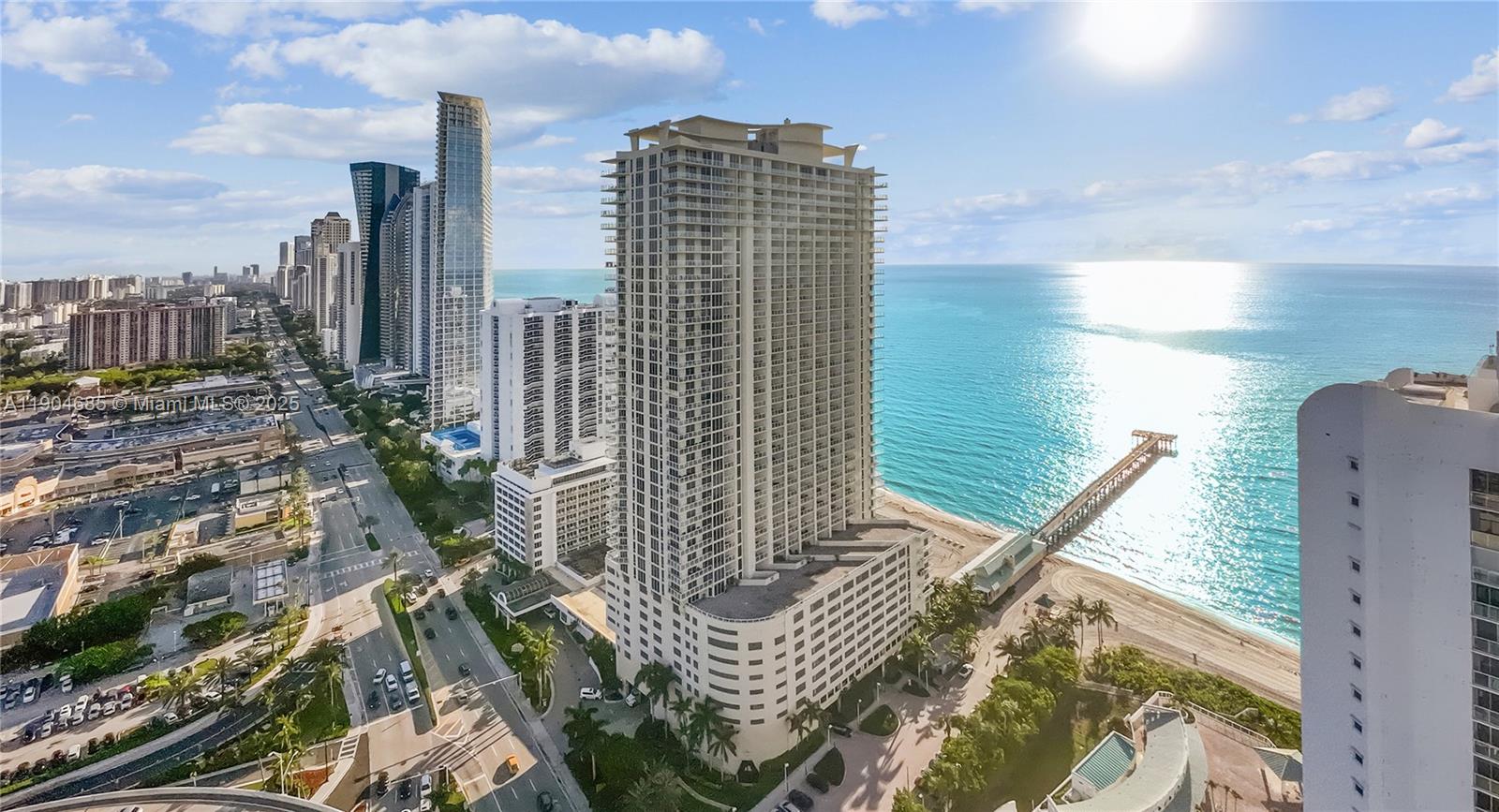 LA PERLA CONDO - Residential Lease
