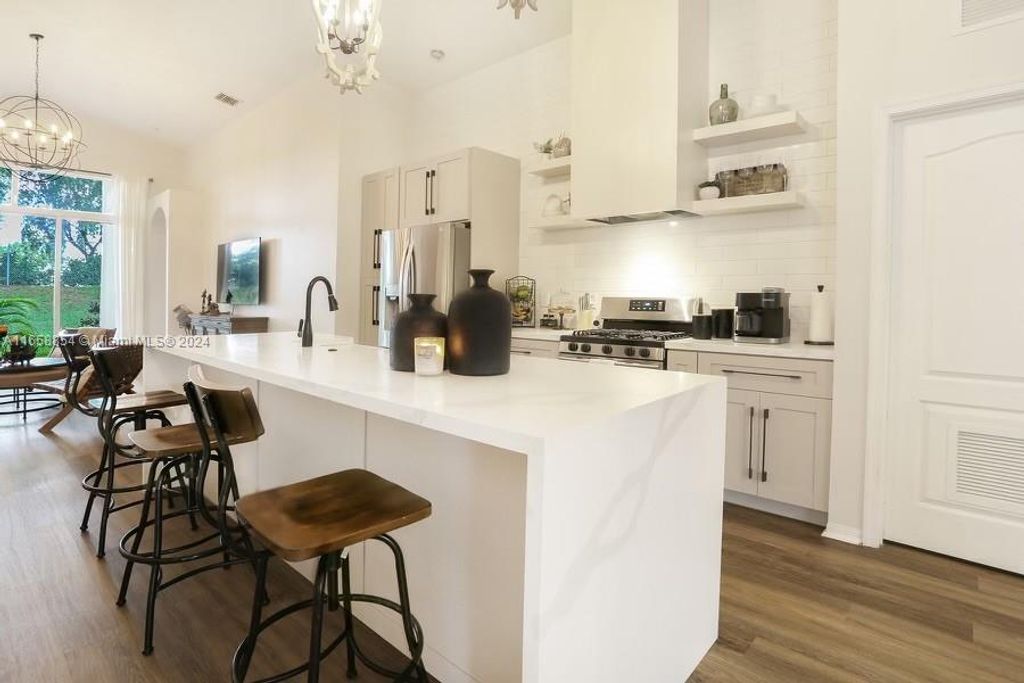 Photo of 6151 SW 195th Ave, Pembroke Pines, FL 33332 (MLS # A11658854)