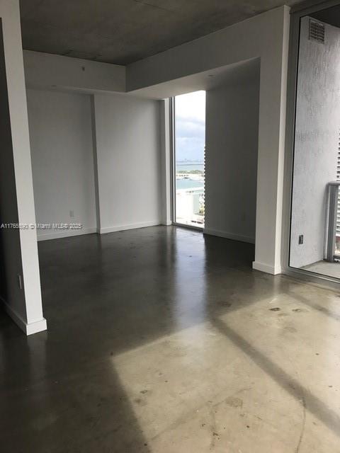 151 SE 1st St 2801