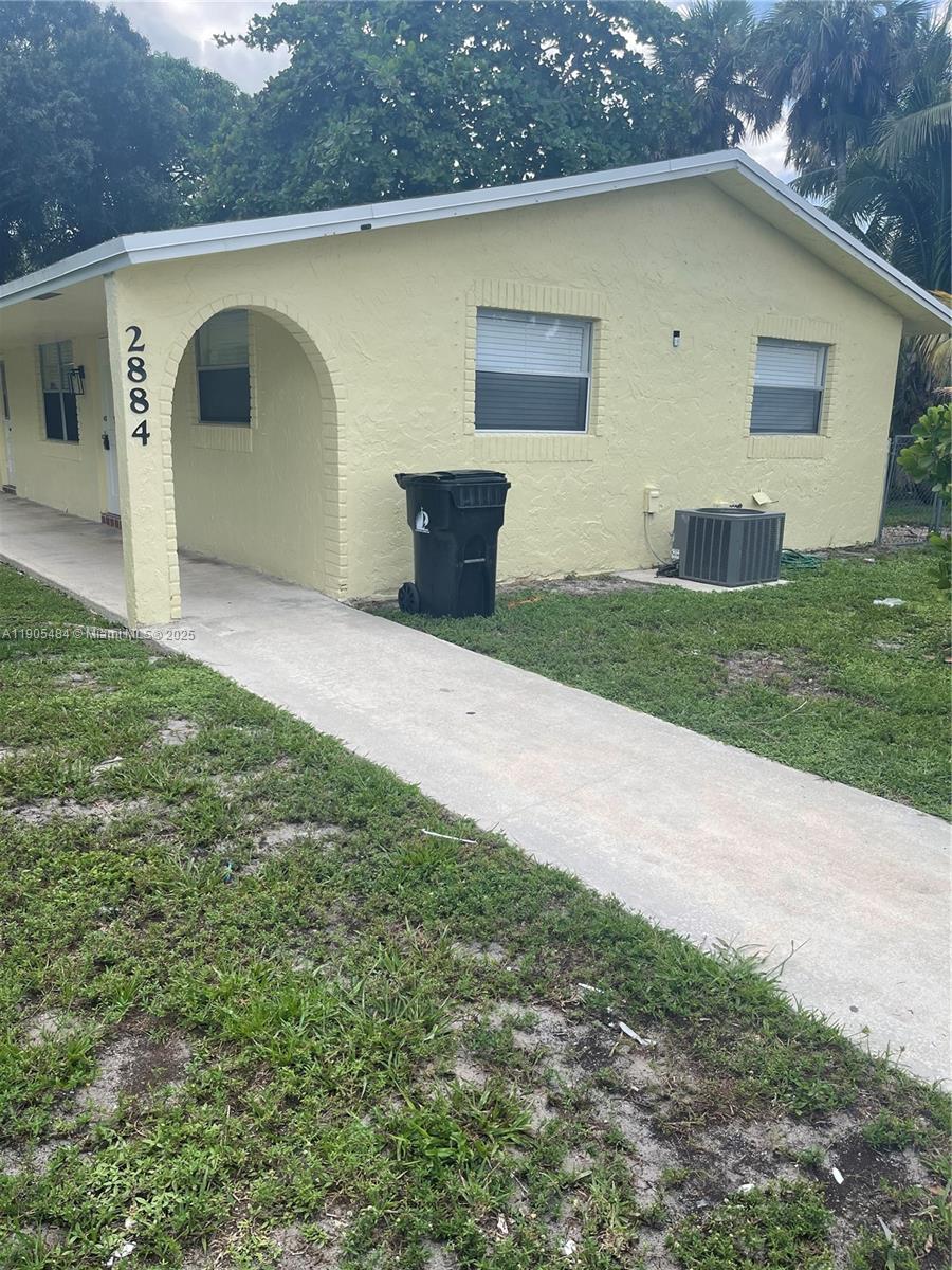 ROHAN ACRES REPLAT - Residential Lease