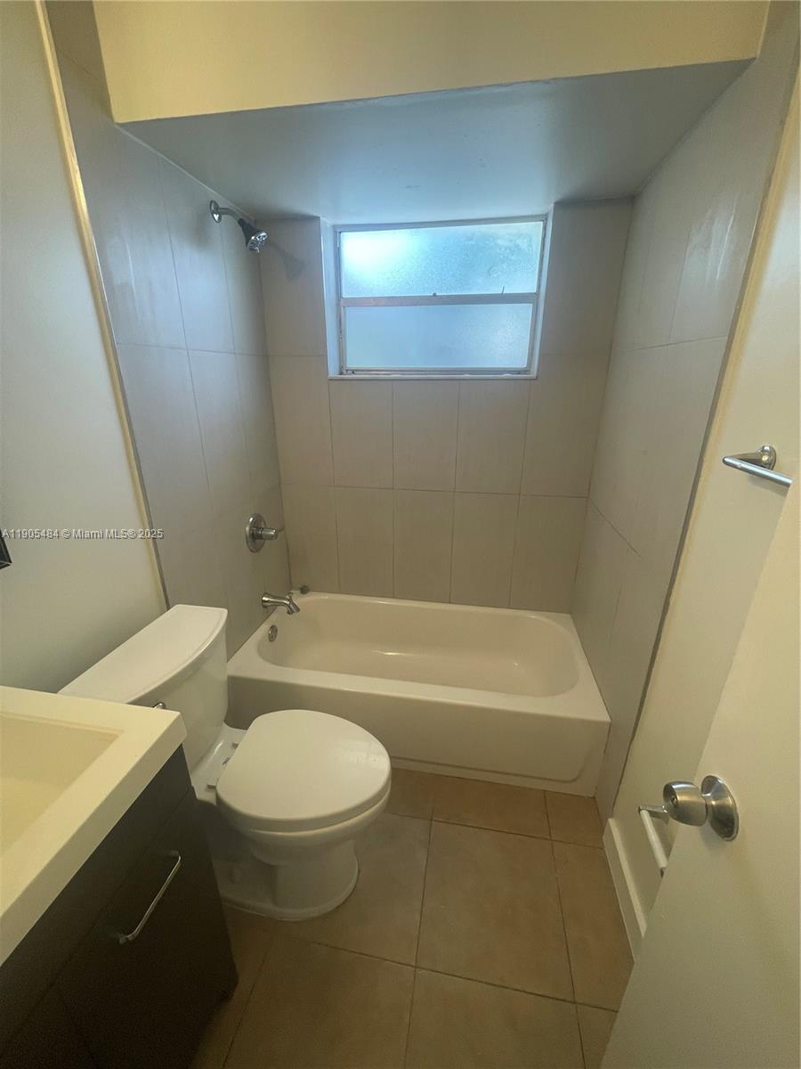 ROHAN ACRES REPLAT - Residential Lease