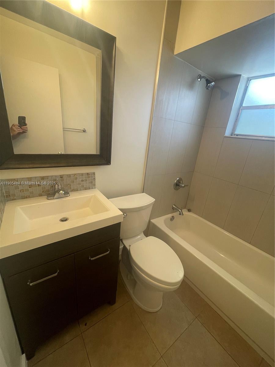 ROHAN ACRES REPLAT - Residential Lease