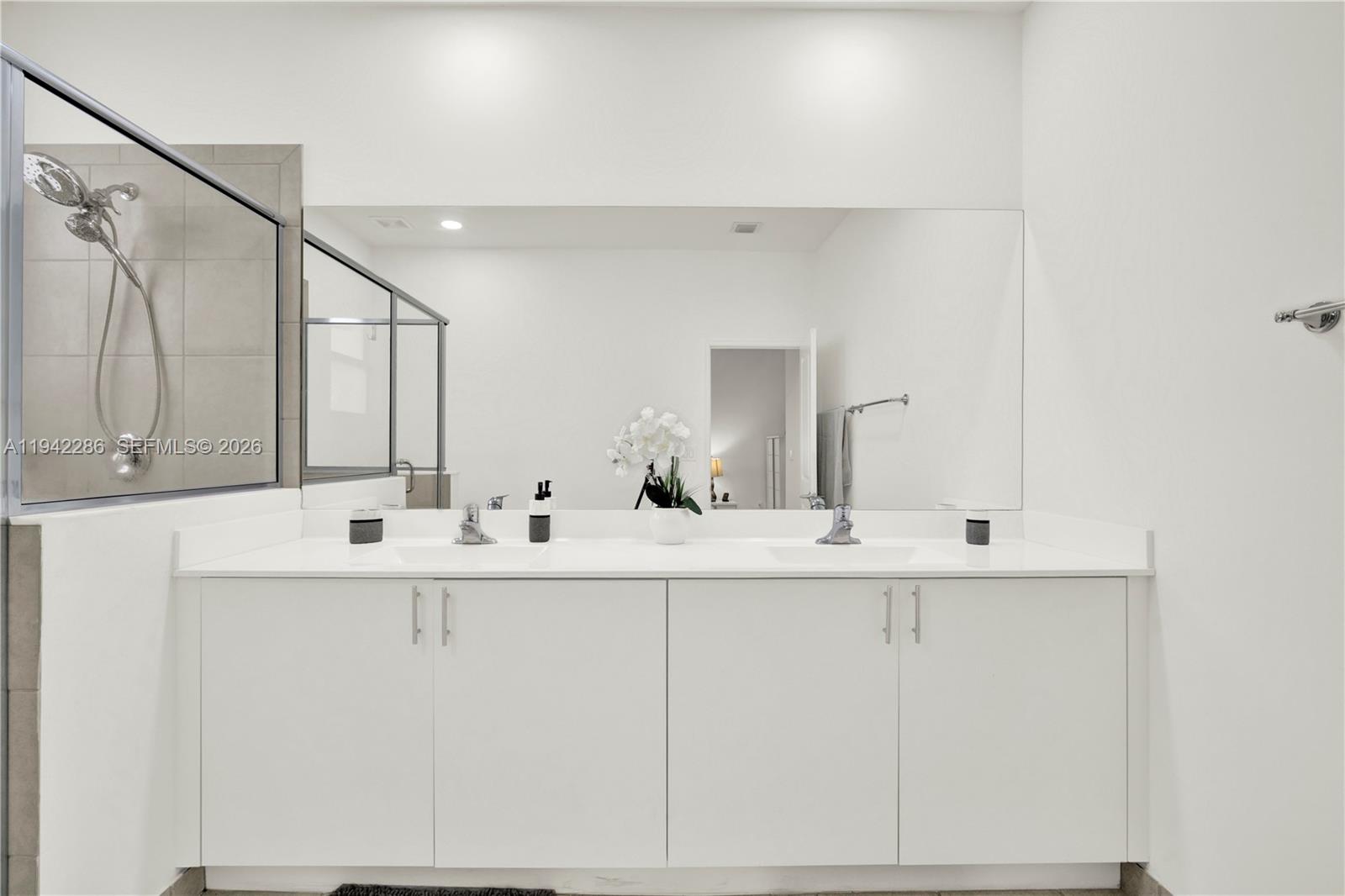 KENDALL ASSEMBLAGE SOUTH - Residential