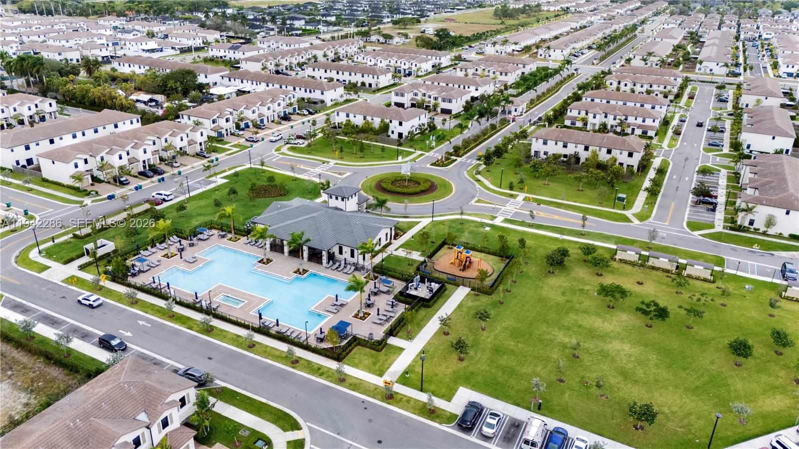 KENDALL ASSEMBLAGE SOUTH - Residential