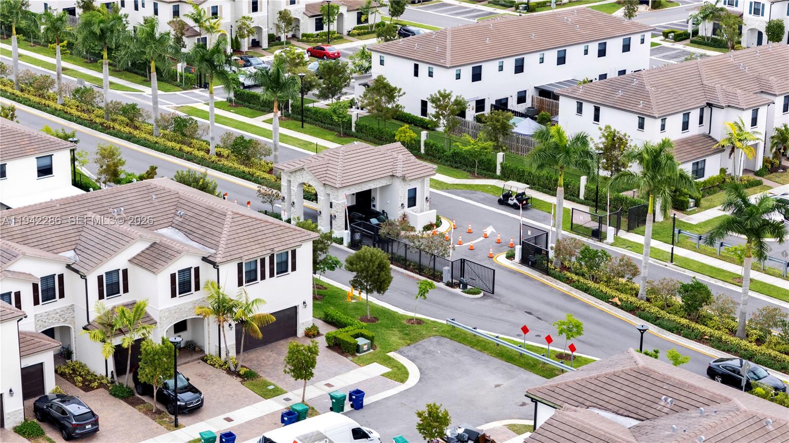 KENDALL ASSEMBLAGE SOUTH - Residential