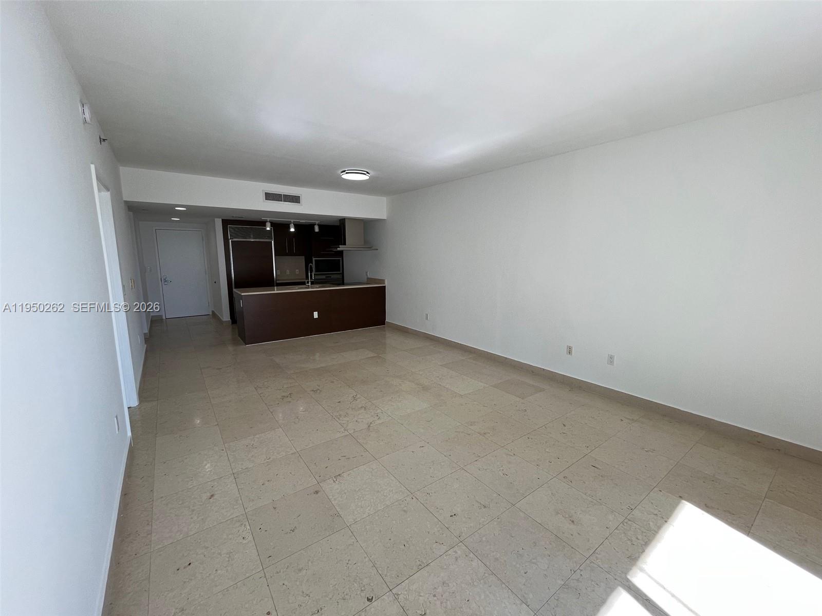 495 Brickell Ave 1207