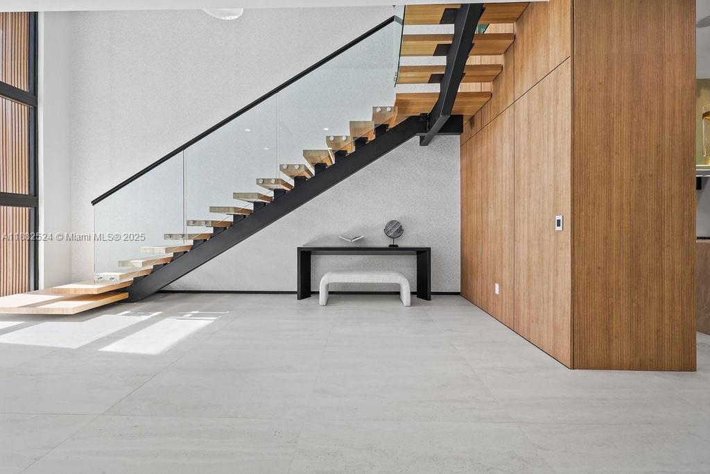 RIO VISTA ISLES - Residential