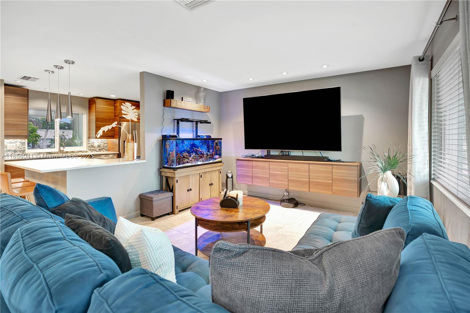 PALM BEACH GARDENS ESTATE - Residential
