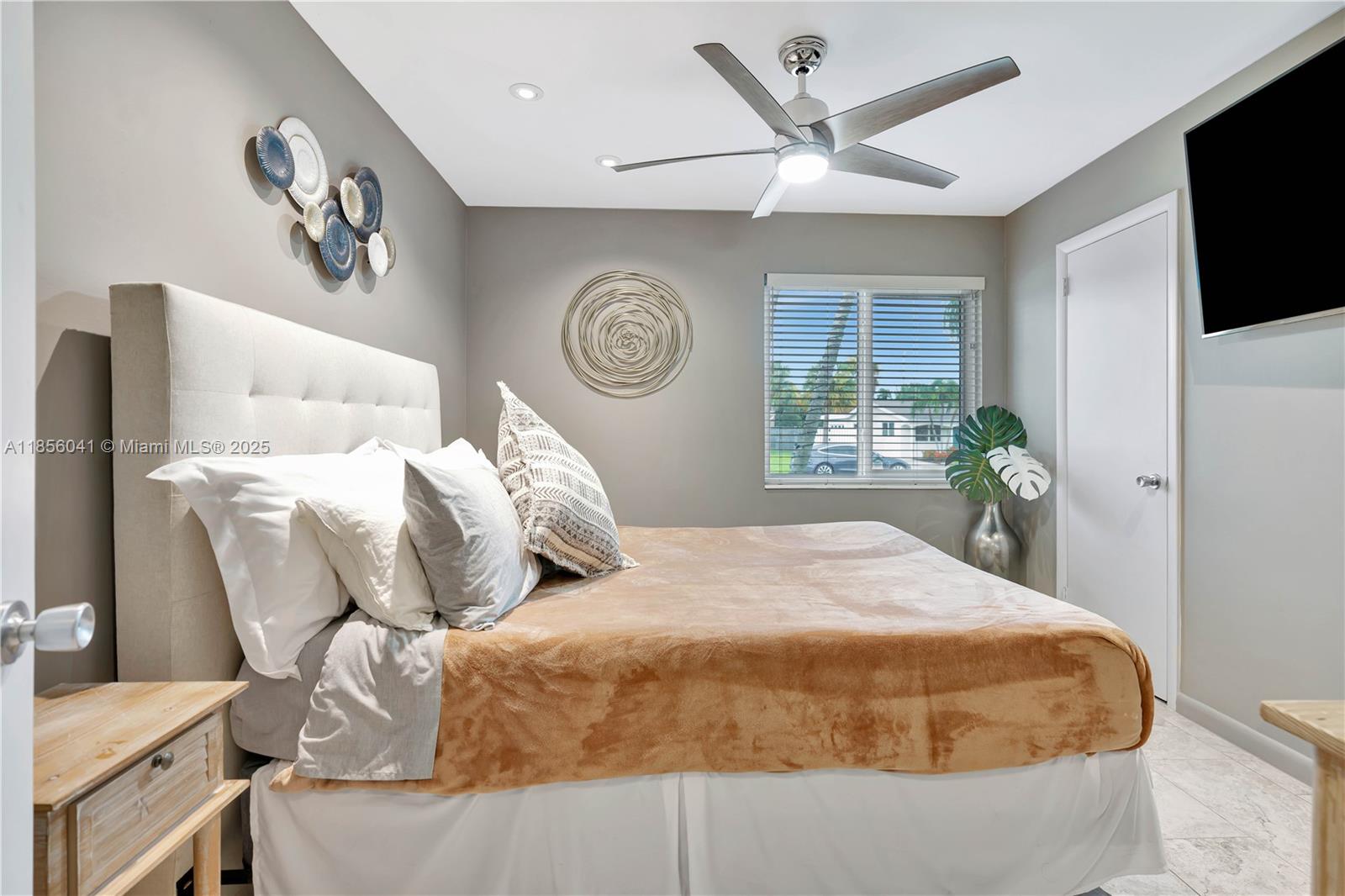PALM BEACH GARDENS ESTATE - Residential