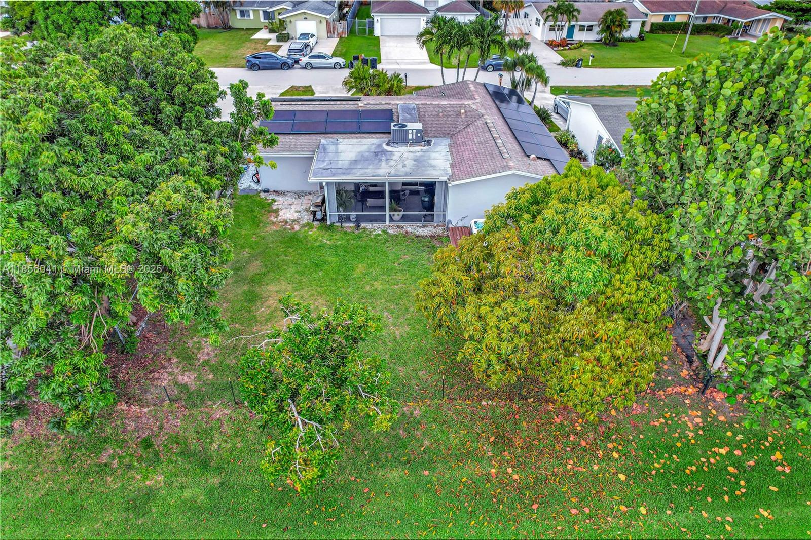 PALM BEACH GARDENS ESTATE - Residential