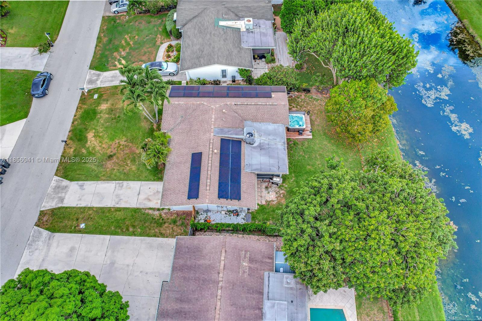 PALM BEACH GARDENS ESTATE - Residential