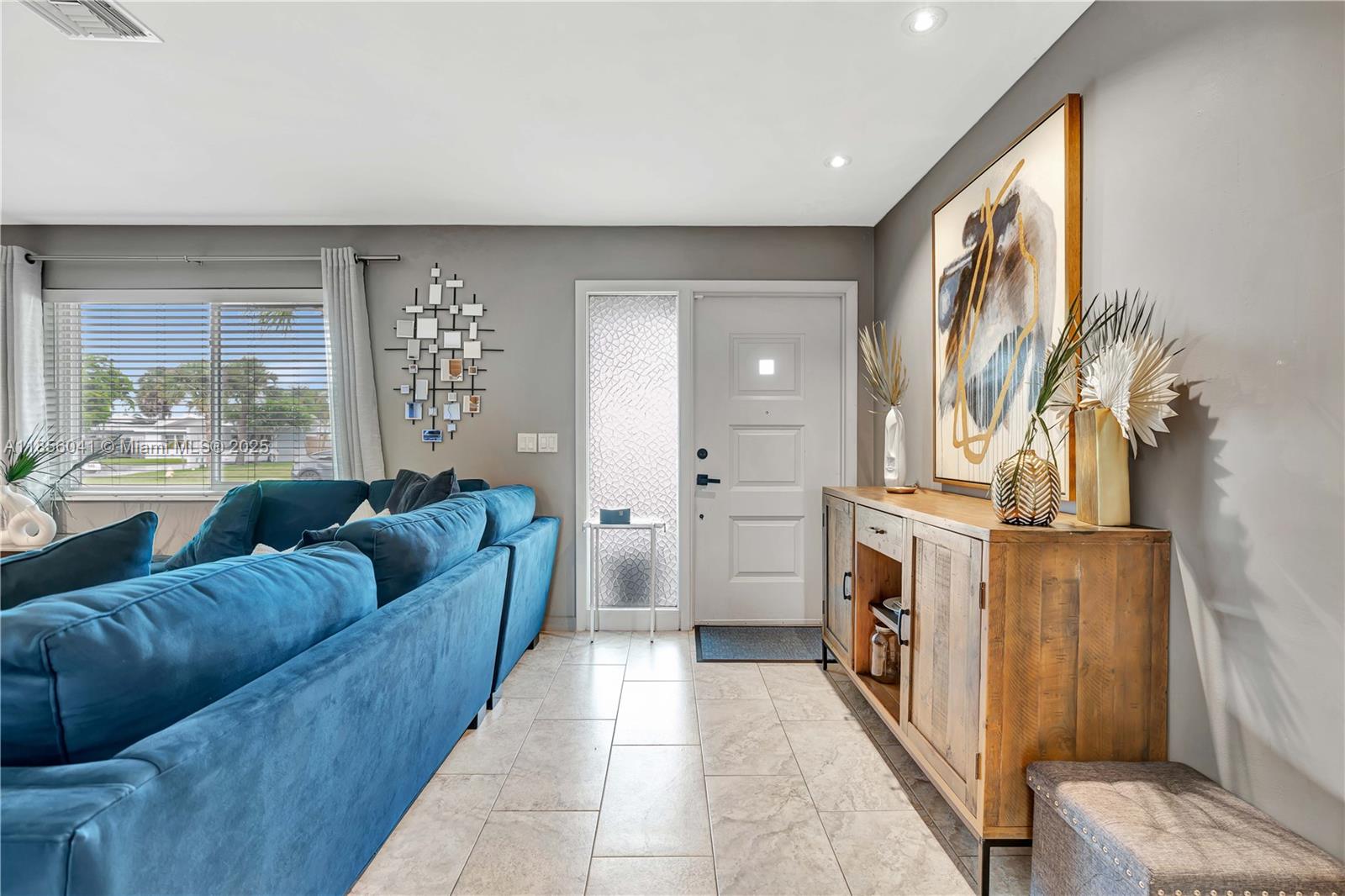 PALM BEACH GARDENS ESTATE - Residential