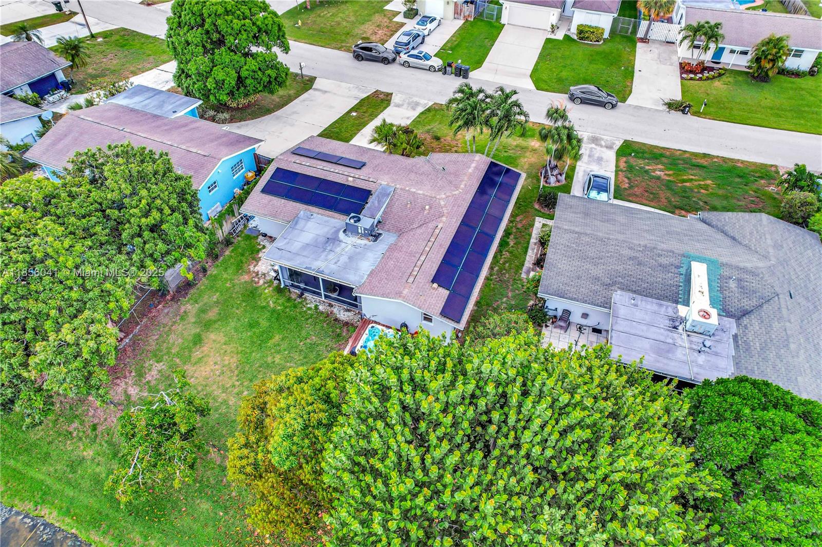 PALM BEACH GARDENS ESTATE - Residential