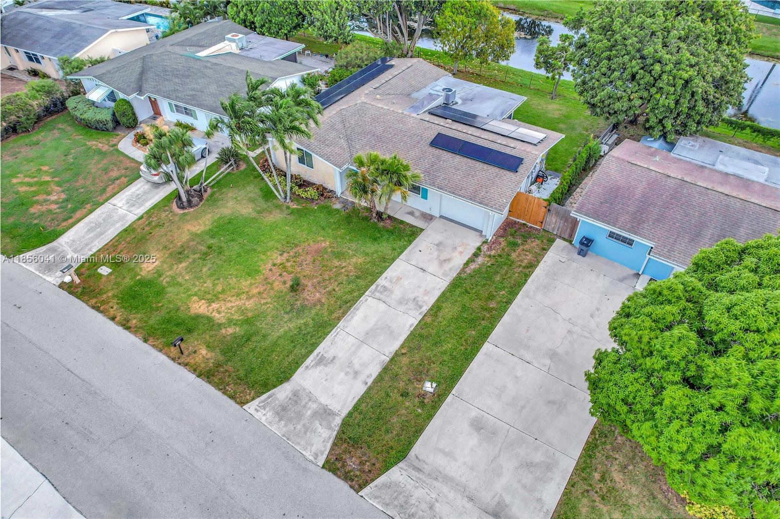 PALM BEACH GARDENS ESTATE - Residential