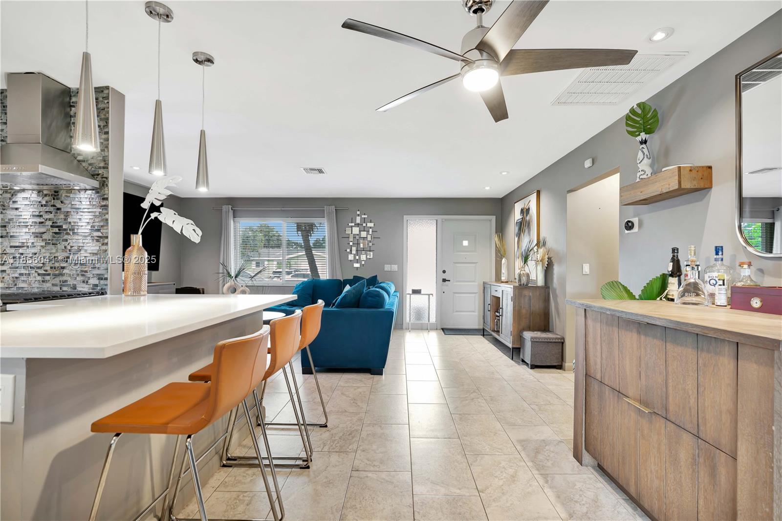 PALM BEACH GARDENS ESTATE - Residential
