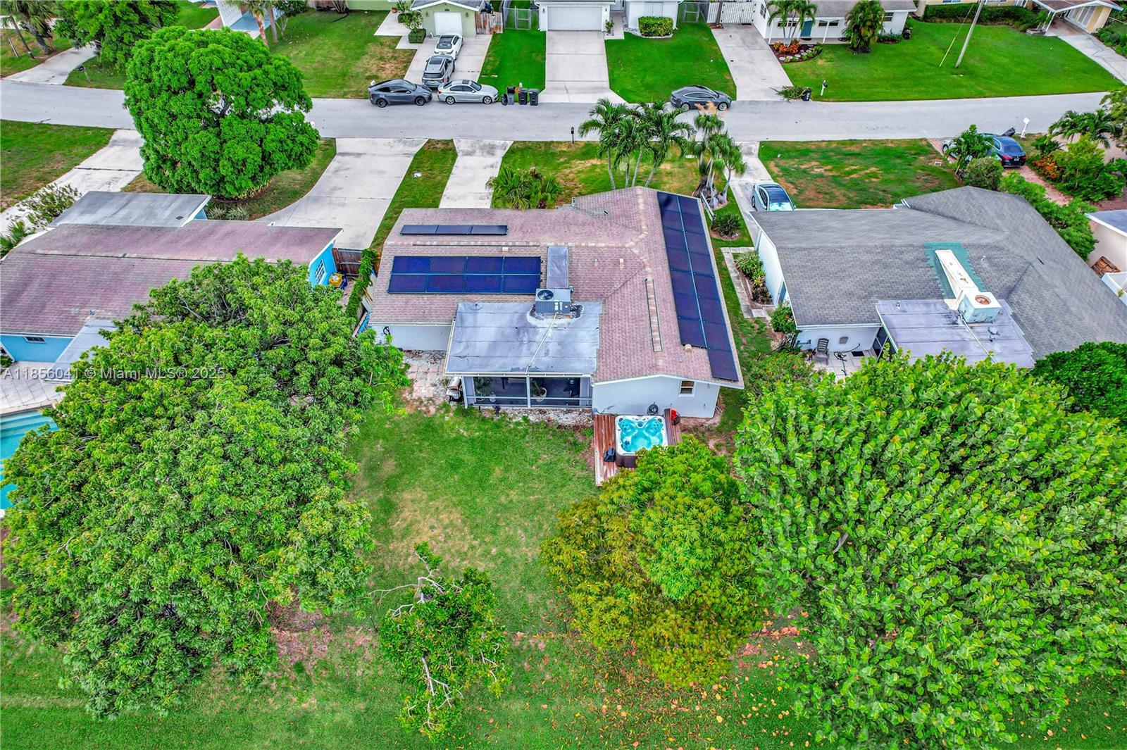 PALM BEACH GARDENS ESTATE - Residential
