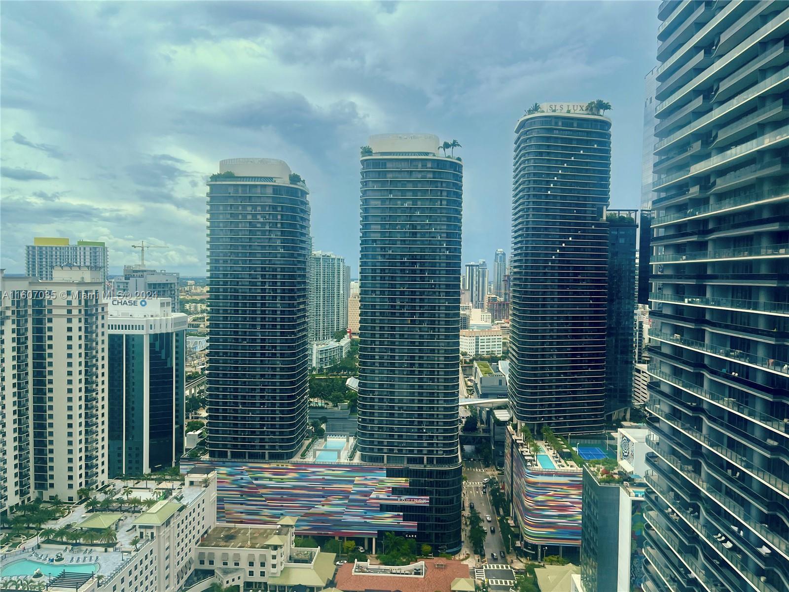 Property for Sale at 45 Sw 9th St 3007, Miami, Broward County, Florida - Bedrooms: 1 
Bathrooms: 1  - $545,000