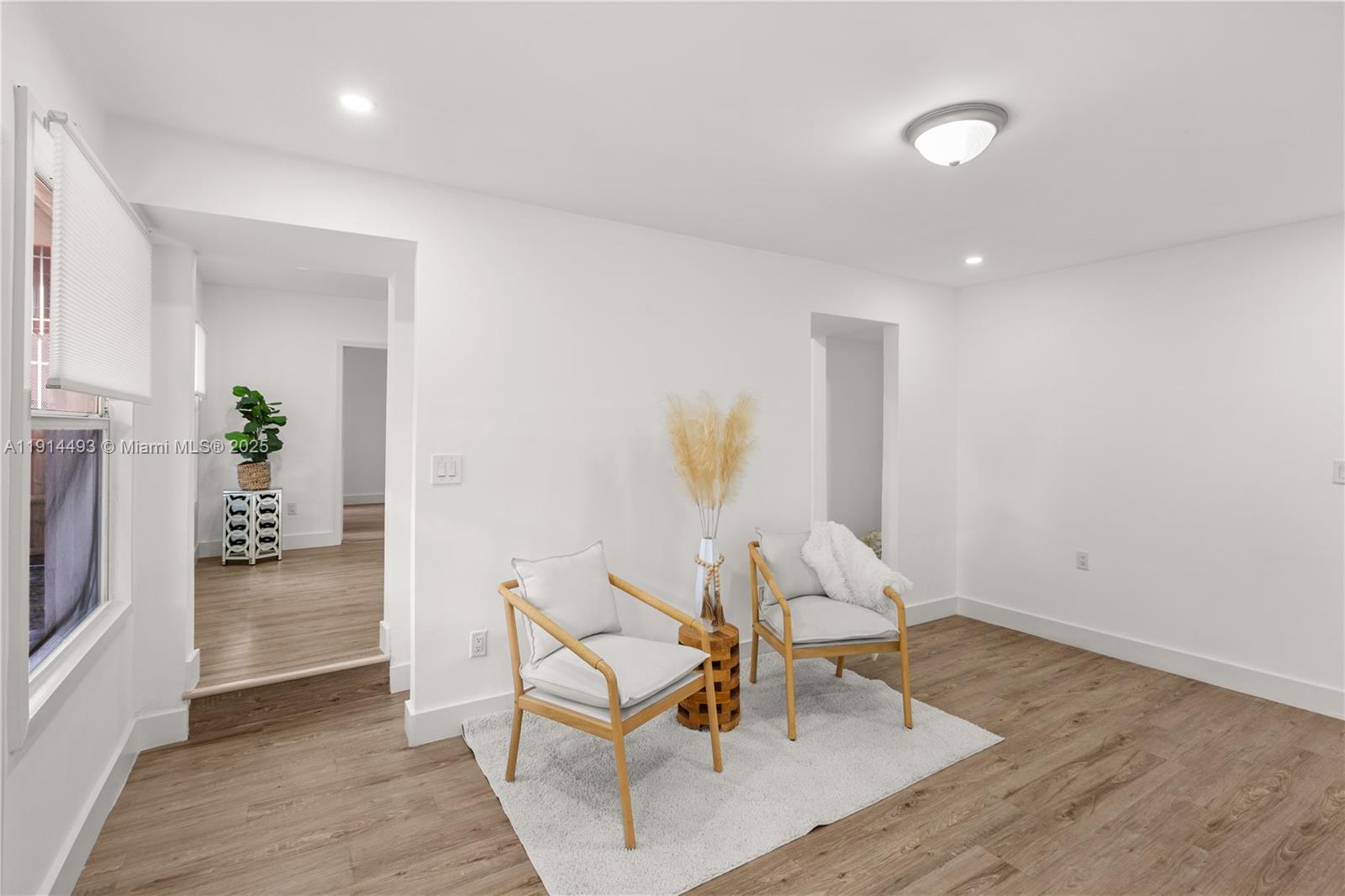 HAZEL PARK - Residential Lease