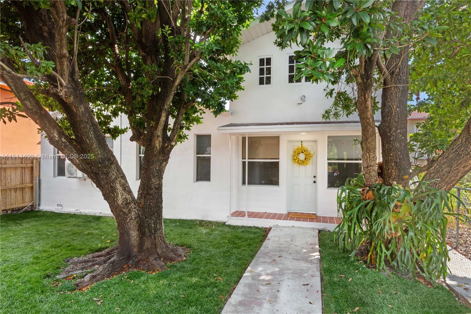 HAZEL PARK - Residential Lease