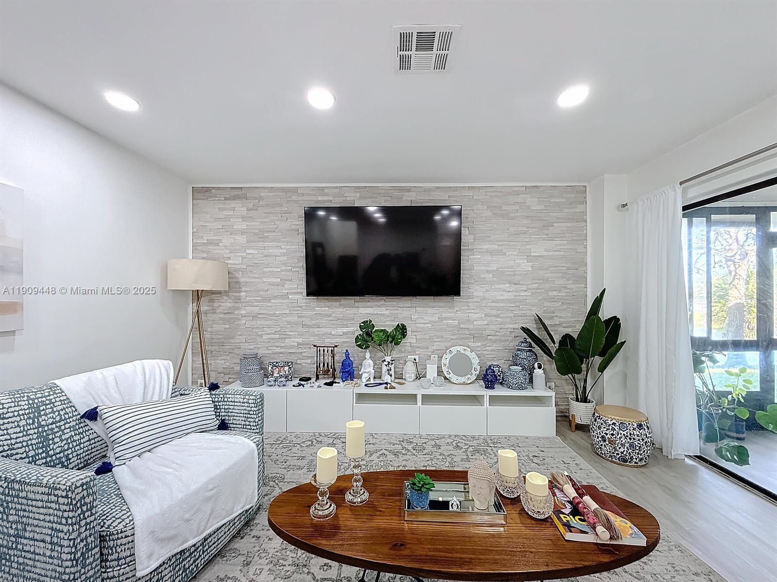 Pineapple Park - Residential