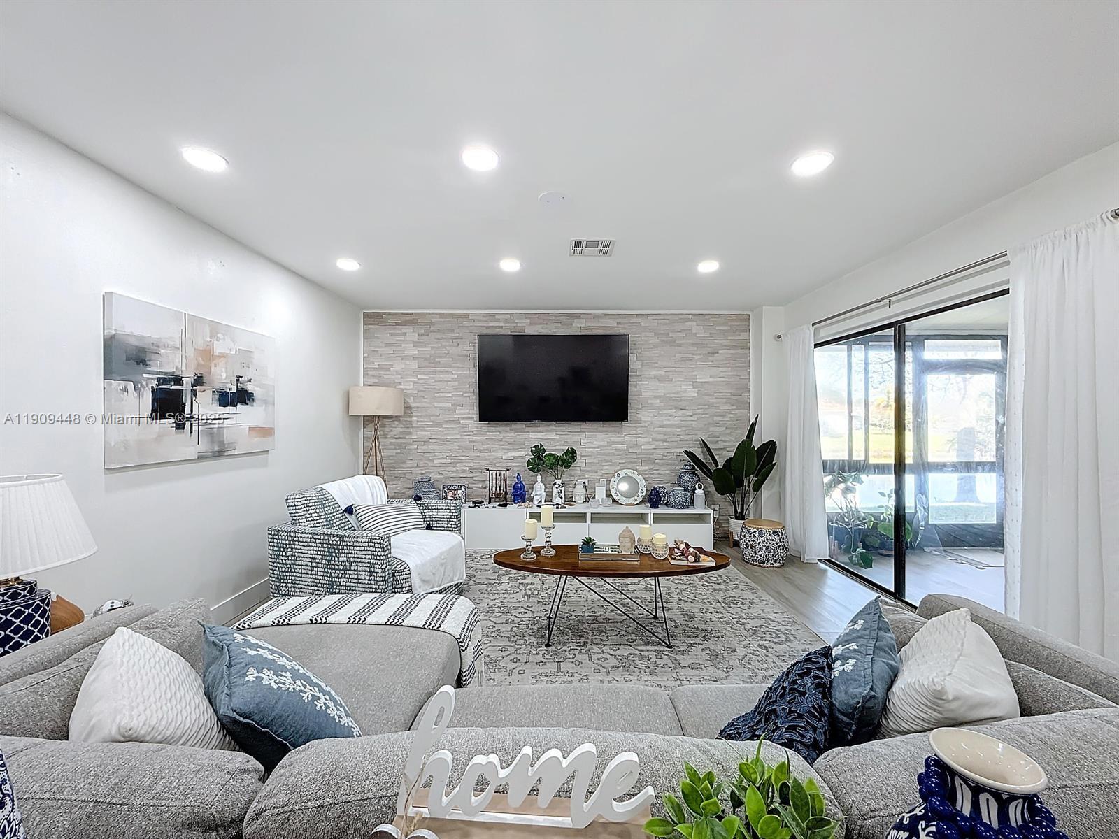 Pineapple Park - Residential