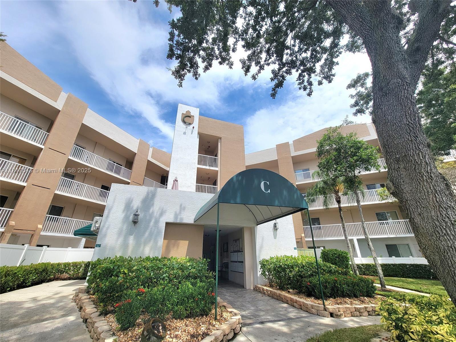 WELDON CONDOMINIUM - Residential