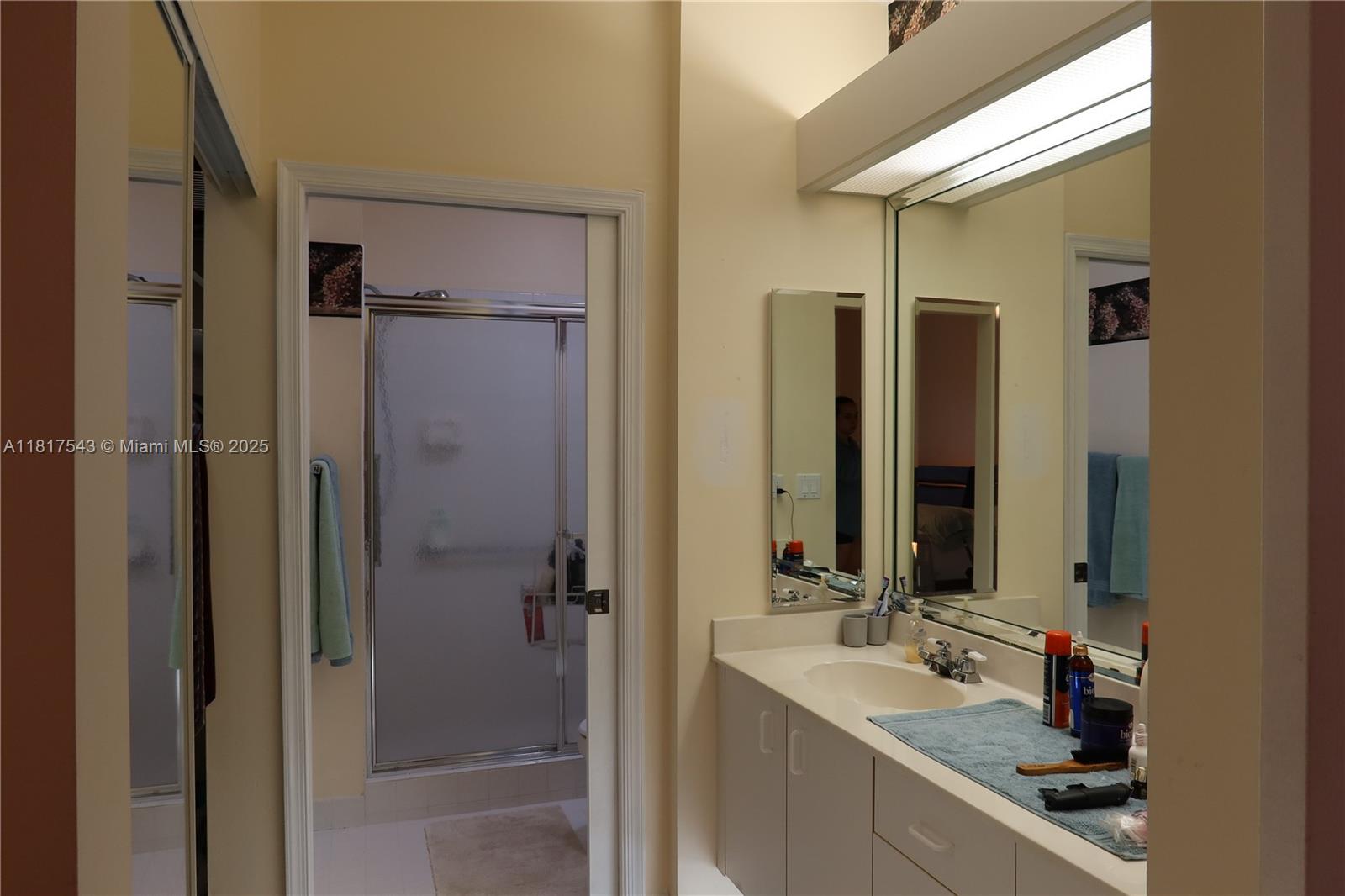 WELDON CONDOMINIUM - Residential