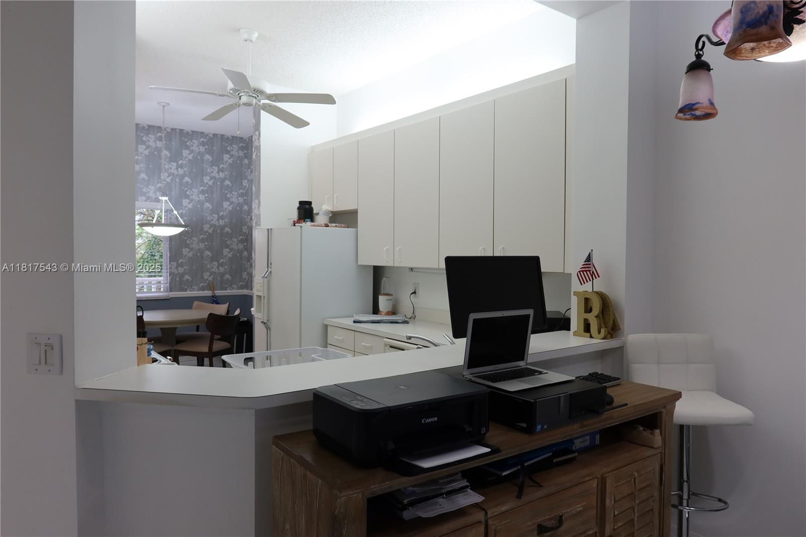 WELDON CONDOMINIUM - Residential