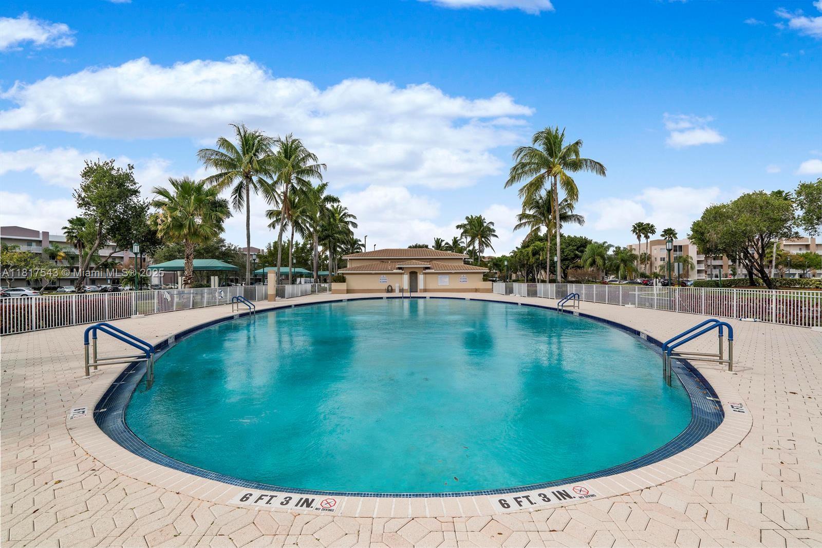 WELDON CONDOMINIUM - Residential