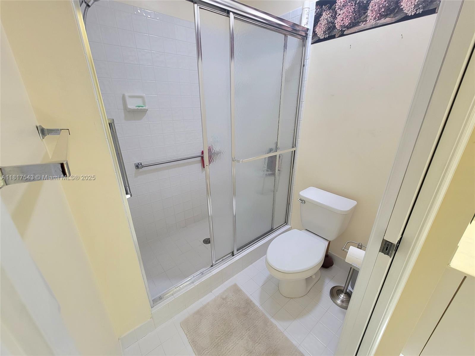 WELDON CONDOMINIUM - Residential