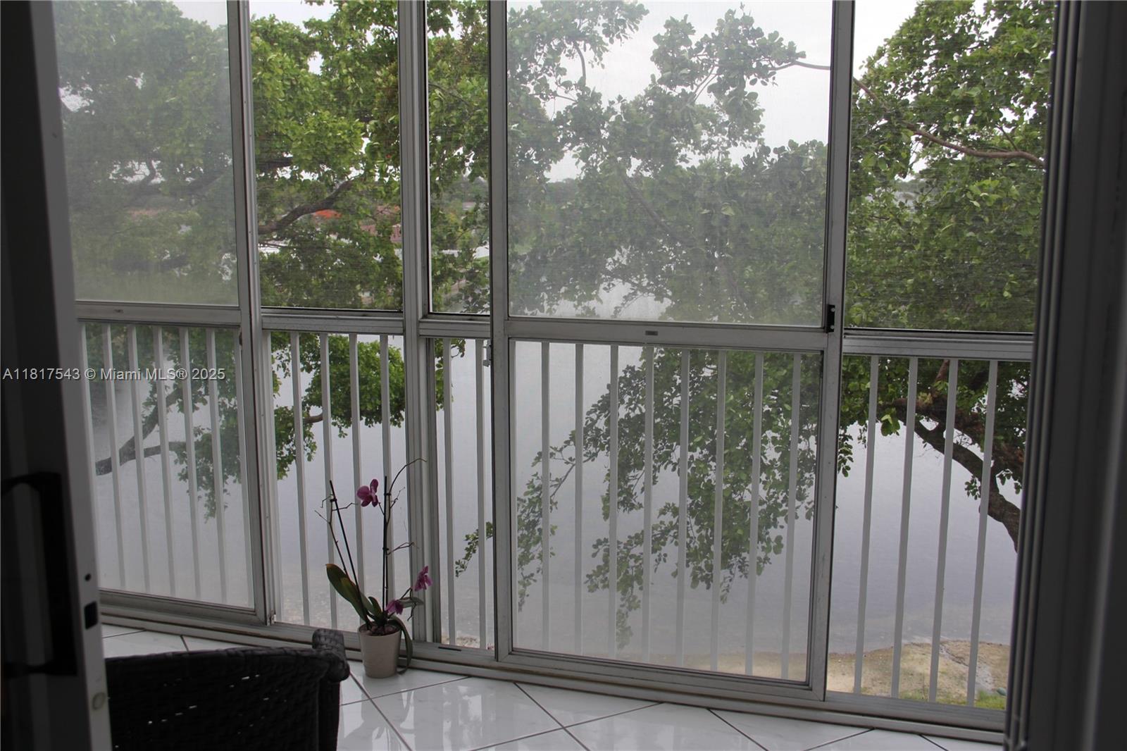 WELDON CONDOMINIUM - Residential