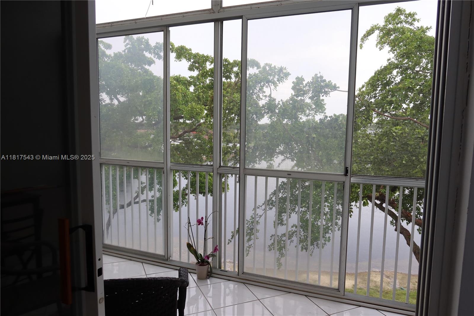 WELDON CONDOMINIUM - Residential