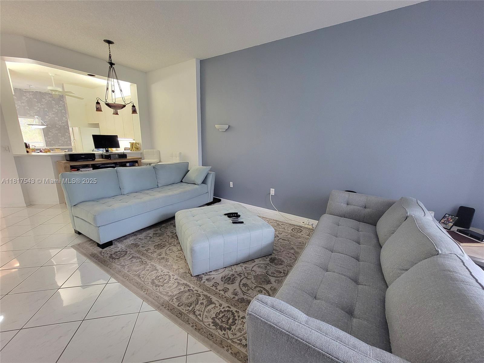 WELDON CONDOMINIUM - Residential