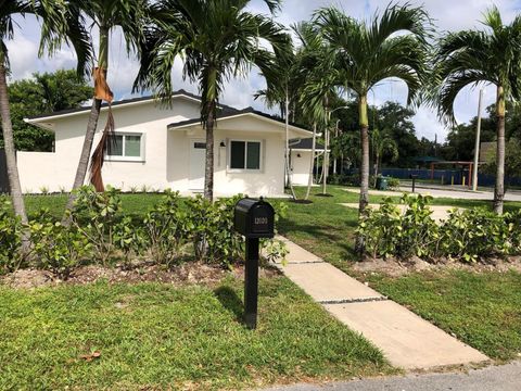 12020 NE 12th Ct 12020 Biscayne Park FL 33161