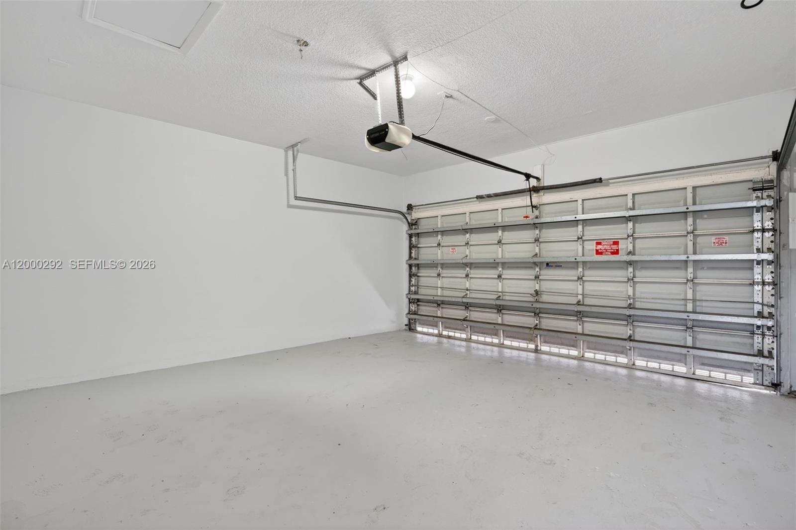 OAK CREEK SOUTH 1ST ADDN - Residential