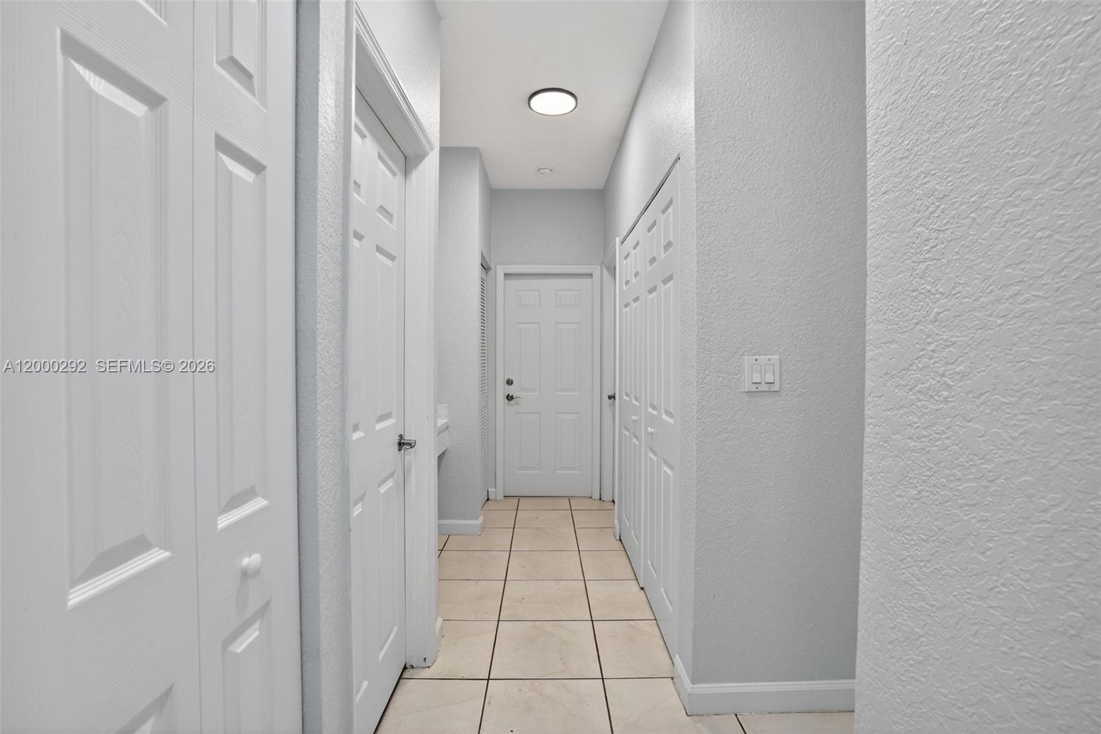 OAK CREEK SOUTH 1ST ADDN - Residential