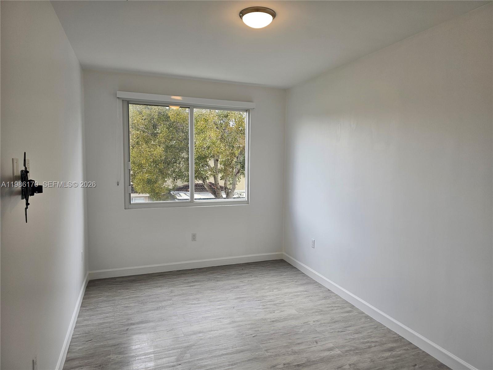 VITRAN AT NARANJA ESTATES - Residential Lease