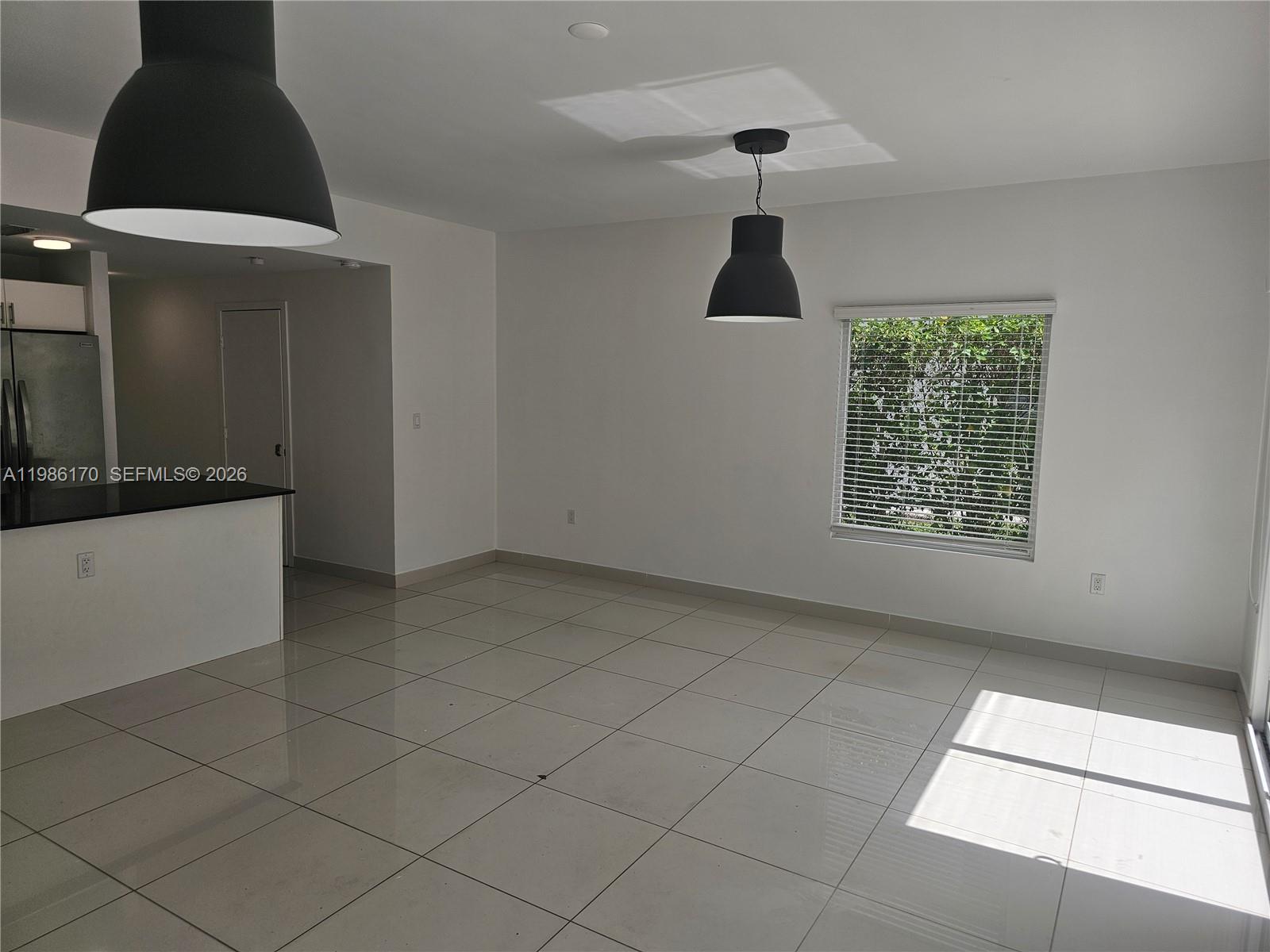 VITRAN AT NARANJA ESTATES - Residential Lease