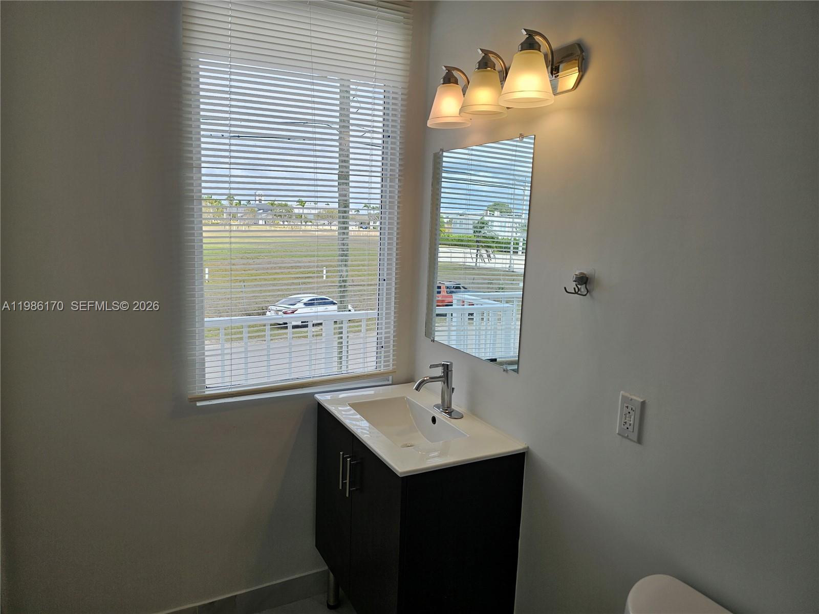 VITRAN AT NARANJA ESTATES - Residential Lease