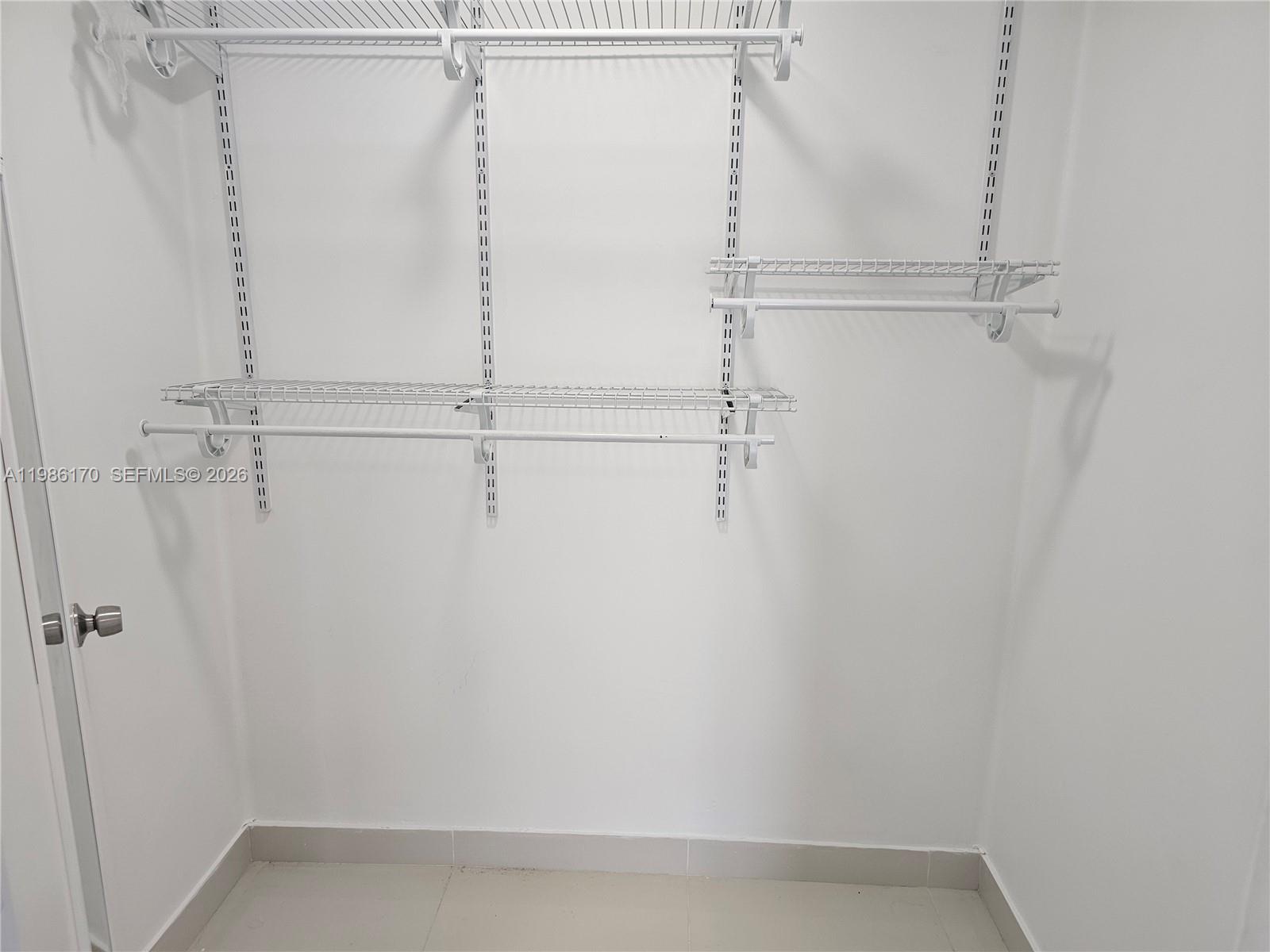 VITRAN AT NARANJA ESTATES - Residential Lease