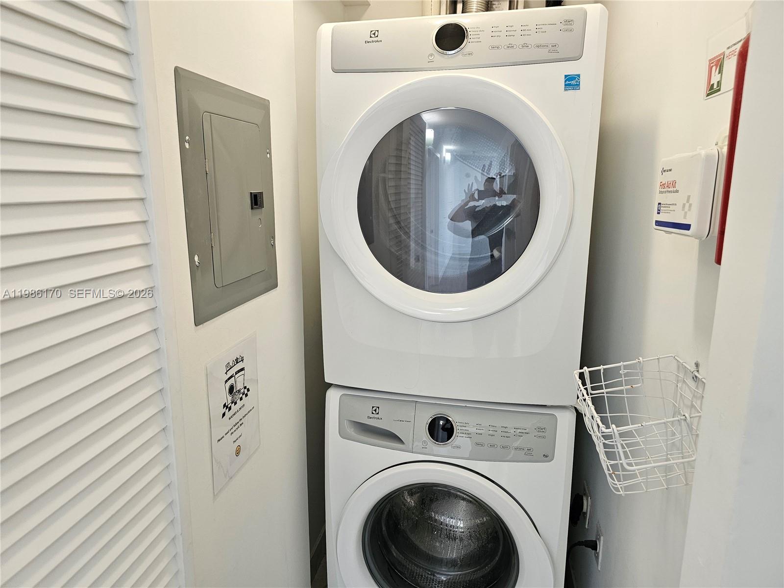 VITRAN AT NARANJA ESTATES - Residential Lease