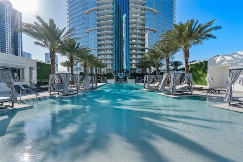 851 NE 1st Ave 3906 Miami FL 33132