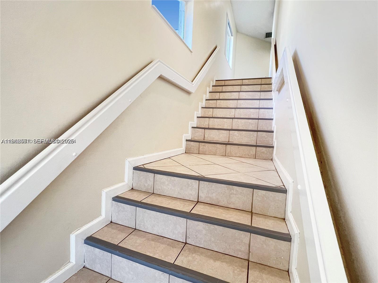 CALIFORNIA COURTS CONDO - Residential