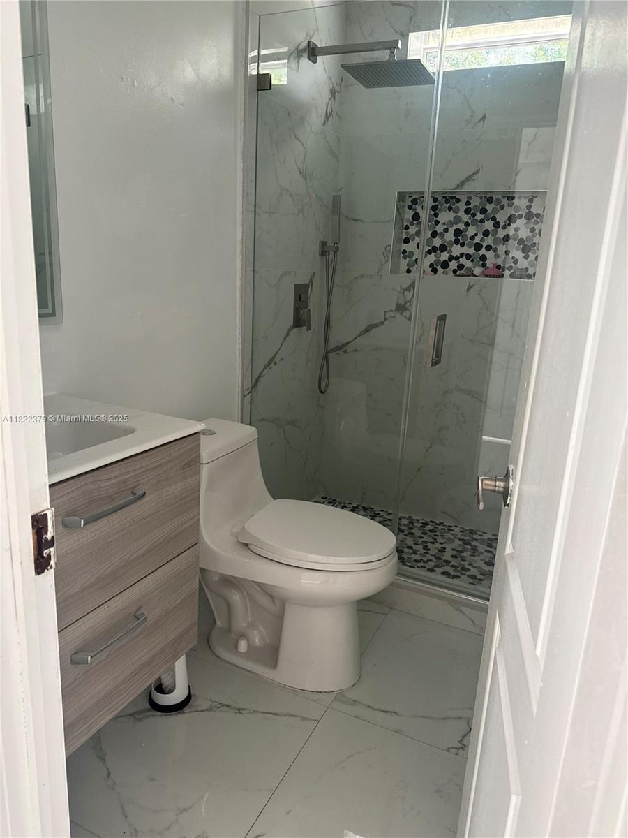 THE WOODLAND S/D - Residential Lease