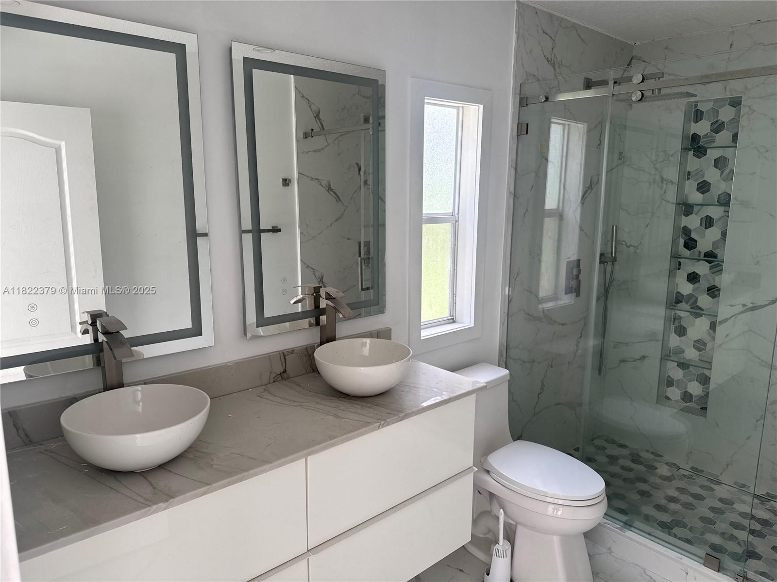 THE WOODLAND S/D - Residential Lease