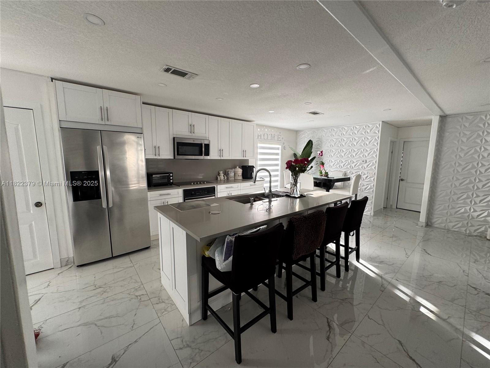 THE WOODLAND S/D - Residential Lease