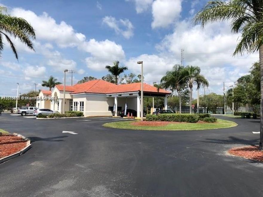 PRIME COMMERCIAL PROPERTY in Homestead, directly on US Hwy 1 or Homestead Blvd. Corner triangular lot at US Hwy 1 and NE 6th Avenue. Total of 1.51 acres with solid and totally updated 4,304 Sf concrete block building.  Building is divided up to a medical center with professional offices throughout with two entrances. Large paved lot with ample customer and employee parking. Excellent location just across from J.D Redd Community park and near the main shopping & downtown historic district. Zoning is B-1 restricted retail commercial district with light commercial use (LCU). This allow for many retail, commercial or professional uses. Easy to show!!!!