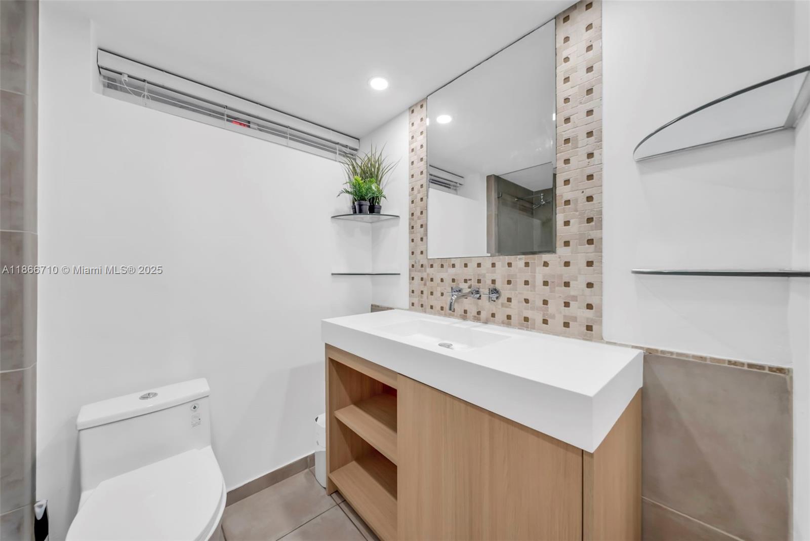 NIRVANA CONDO NO FIVE CON - Residential Lease