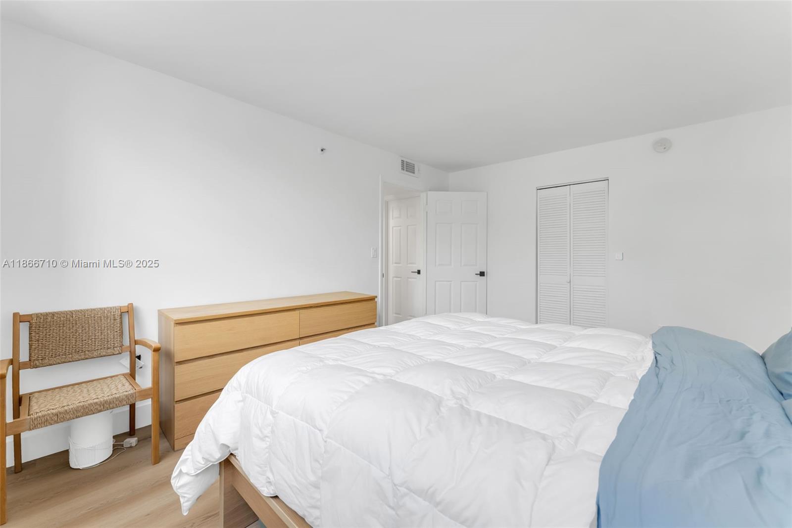 NIRVANA CONDO NO FIVE CON - Residential Lease