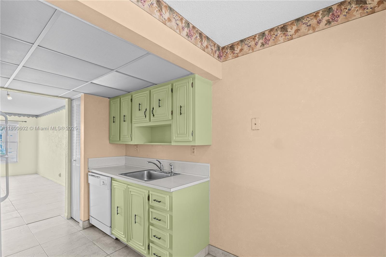 FAIRWAYS OF TAMARAC CONDO - Residential